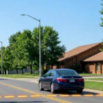 Brampton-இல் புதிய தொழில்நுட்பம்: வாகன வேகத்தை குறைக்க LED நடைபாதைகள் அறிமுகம்!