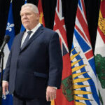 எதிர்ப்புக்குப் பணிந்த டக் போர்ட் – $28.9 மில்லியன் மதிப்புள்ள தனியார் ஜெட் விற்பனை!