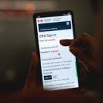 2020 CRA Data Breach-ல் பாதிக்கப்பட்டீர்களா? — கனடியர்களுக்கு $5,000 வரை இழப்பீடு!